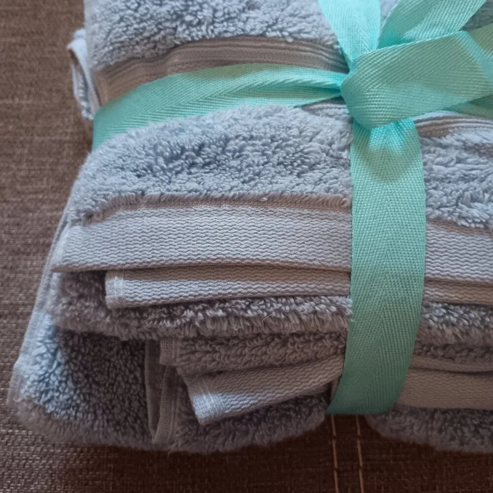 Martha Stewart Hand Towels (Set of 2) - Ice Blue